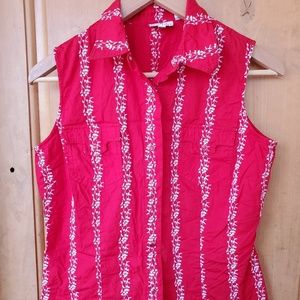 Sleeveless button-up red blouse with western snaps